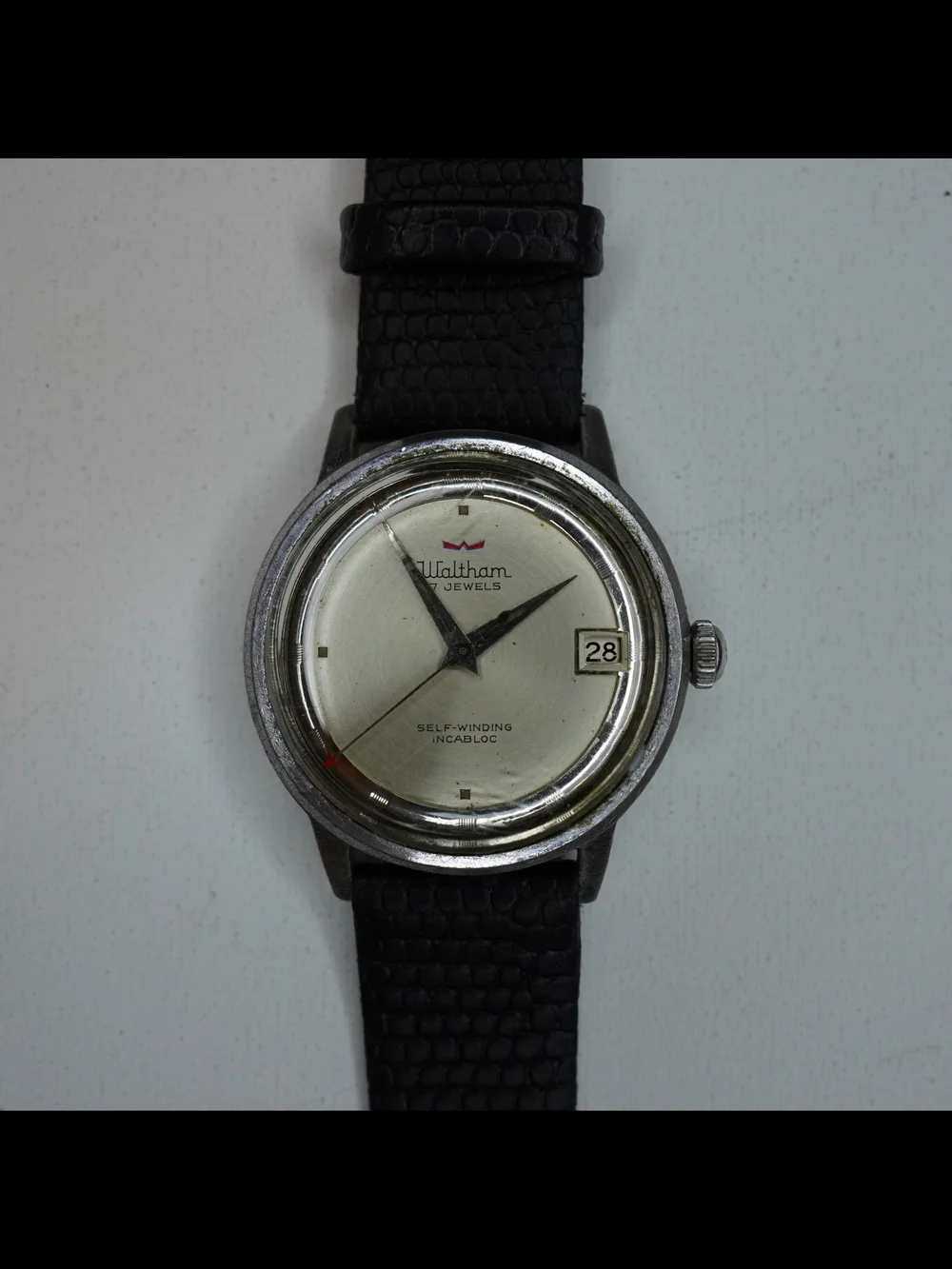 Vintage Waltham 17 Jewels Automatic Self-Winding Date Men's Watch Runs AS 1700